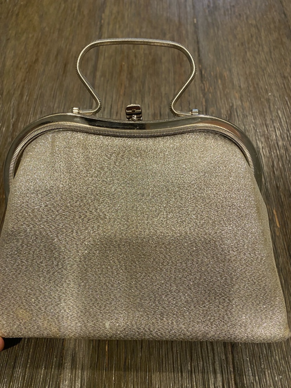 Vintage Silver Evening Clutch Handbag - Elegant Metallic Frame Purse